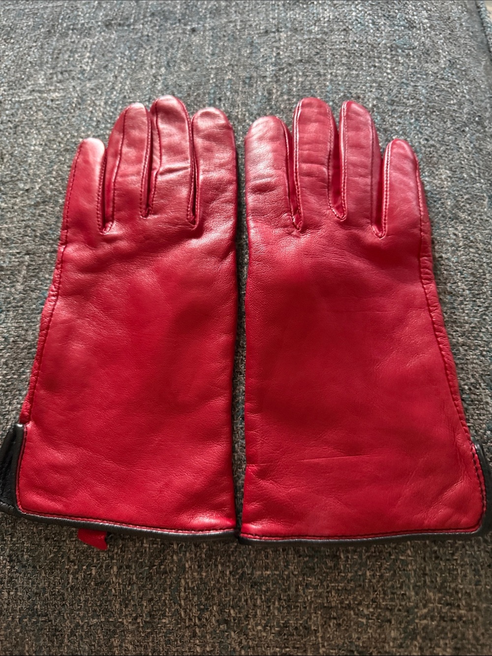EUC Preston & York Red Leather Gloves with Black Cuffs XL